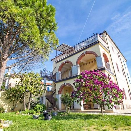 Apartment Bencic Каригадор Екстериор снимка