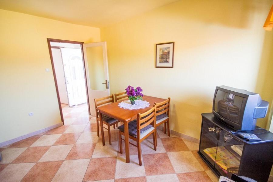 Apartment Bencic Каригадор Екстериор снимка