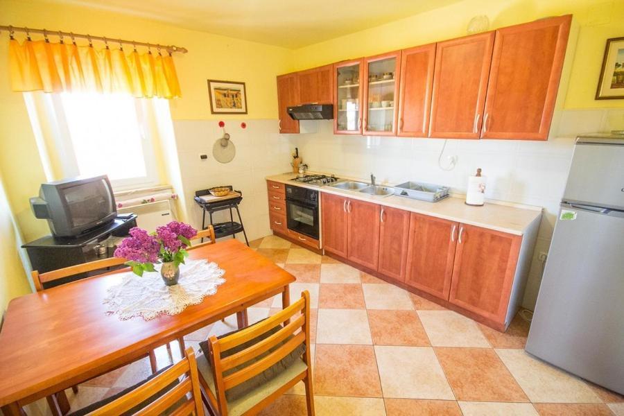 Apartment Bencic Каригадор Екстериор снимка